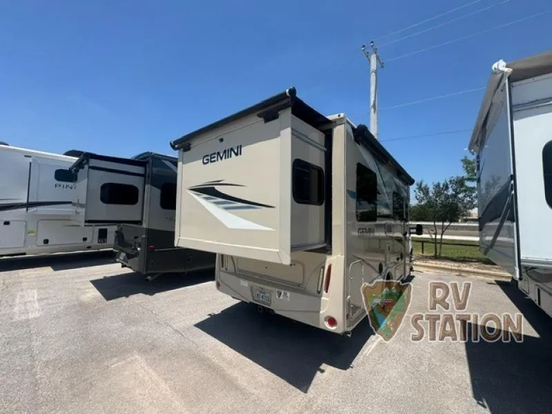 2019 Thor Motor Coach Gemini 23TR - Photo 4