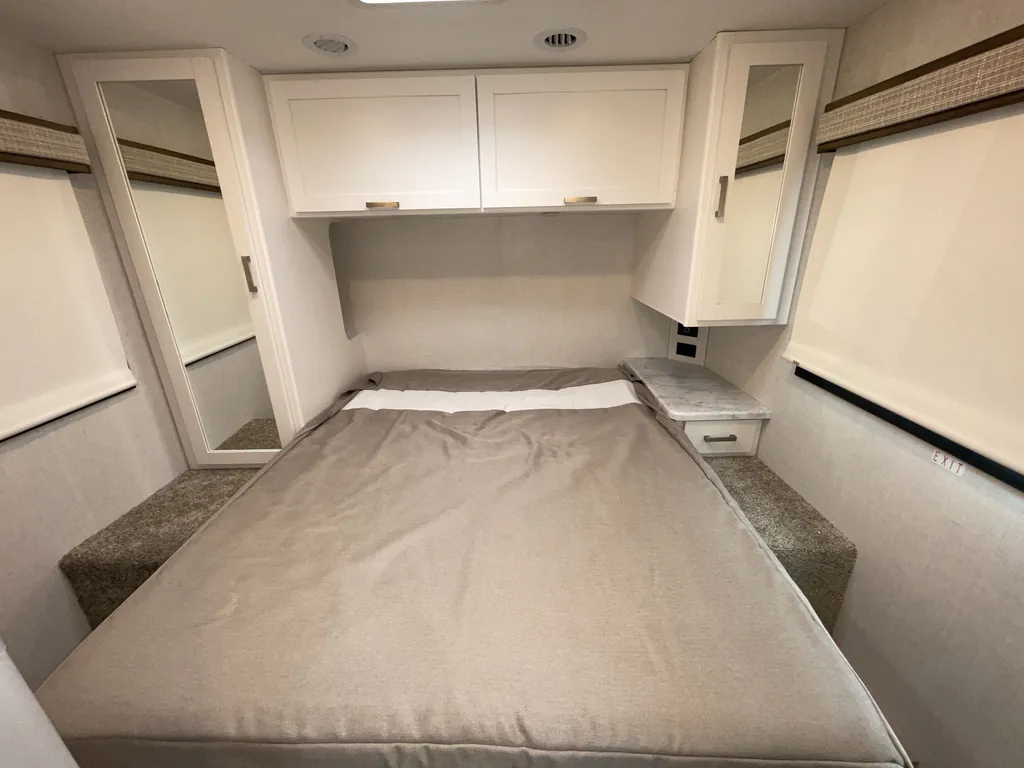 2026 Thor Motor Coach Freedom Elite 28HZ, Photos photo 15