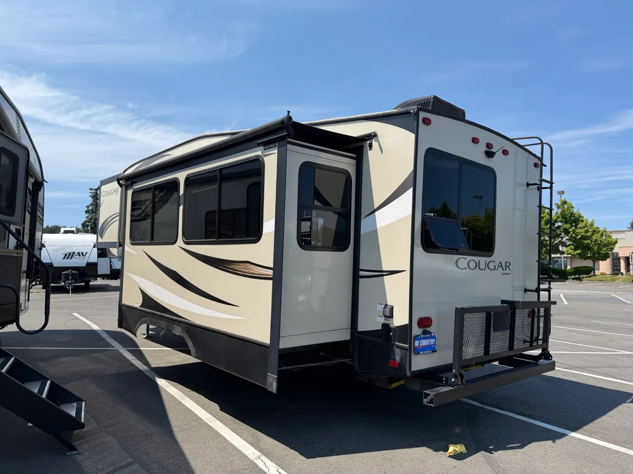 2019 Keystone Cougar Half-Ton 25RESWE - Photo 3