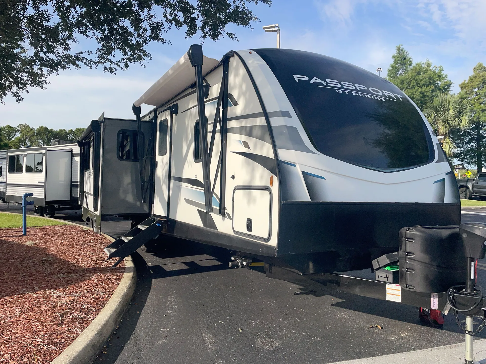 2022 Keystone Passport Grand Touring 2870RL GT - Photo 2