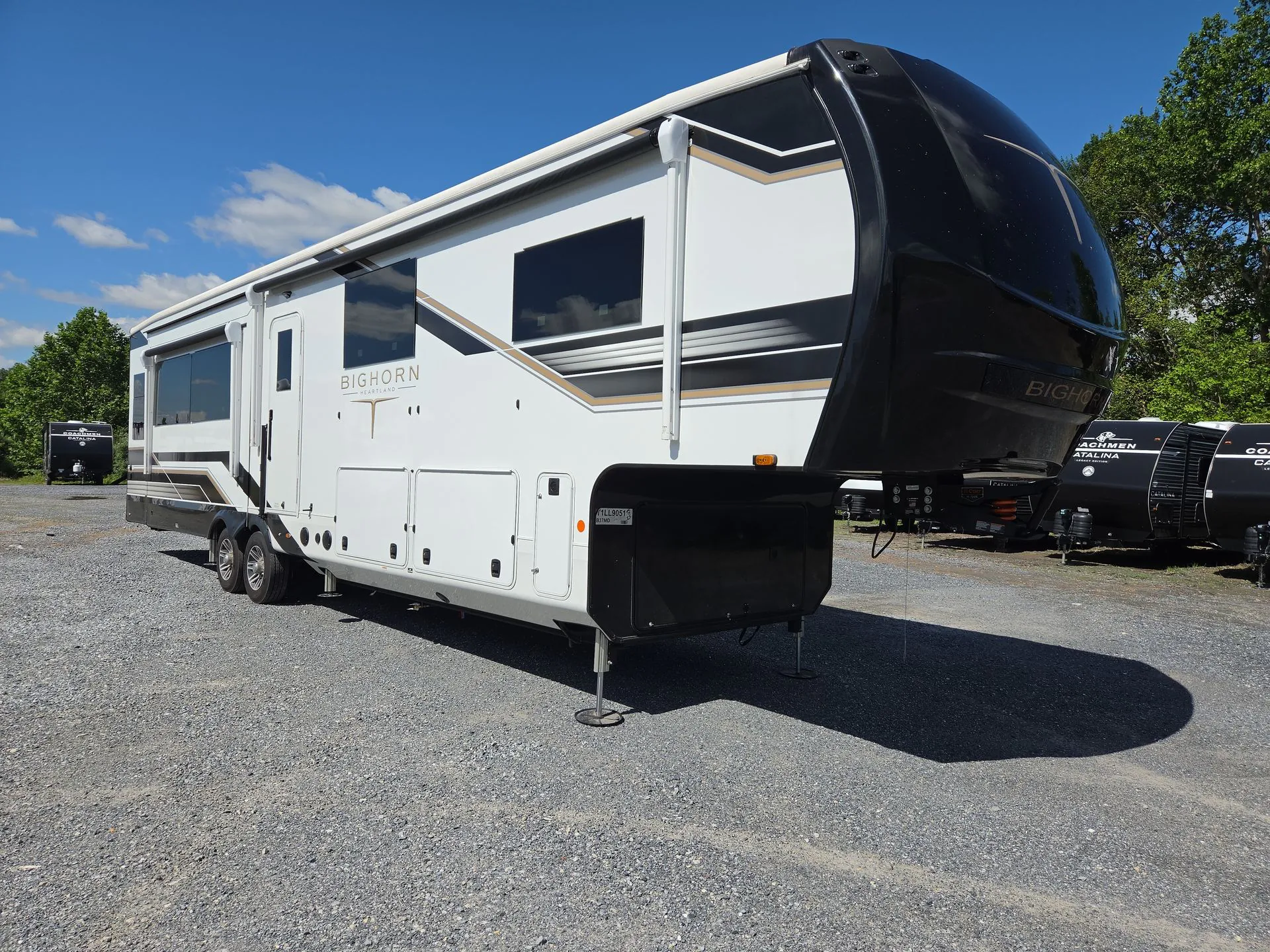 2026 Heartland Bighorn 37MD - Photo 3