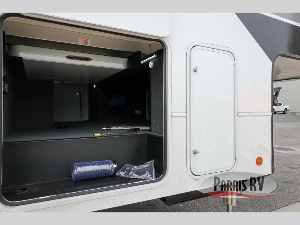 2026 Alliance RV Valor 37V11 - Photo 3