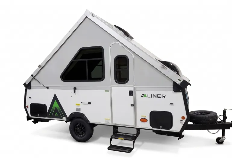 Scout 15 exterior