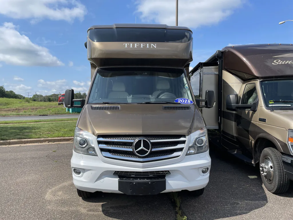2018 Tiffin Wayfarer 24 FW, Photos photo 4