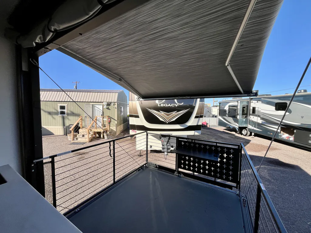 2025 Brinkley Model Z 3400, Photos photo 12