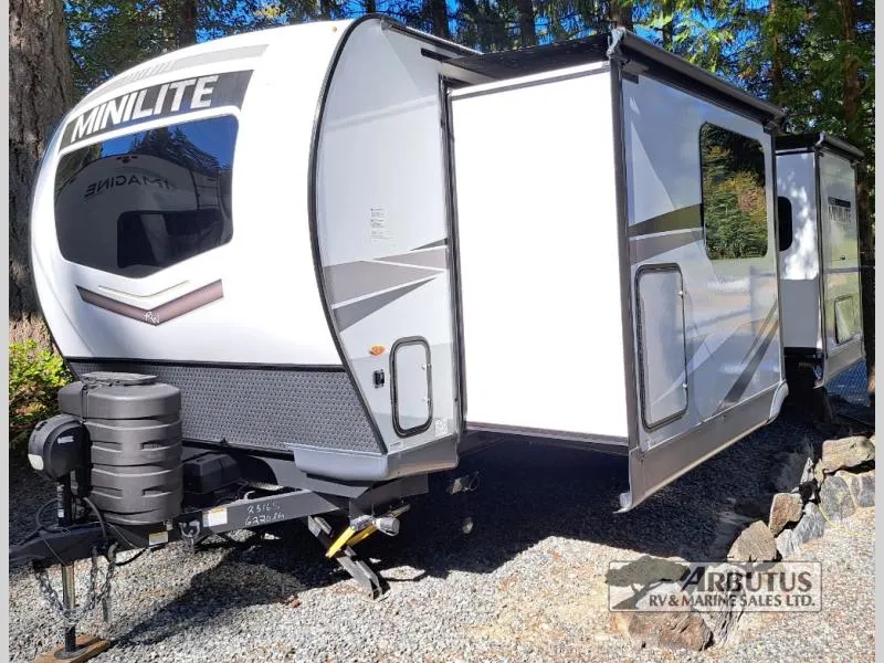 2023 Forest River Rockwood Mini Lite 2516S - Photo 3