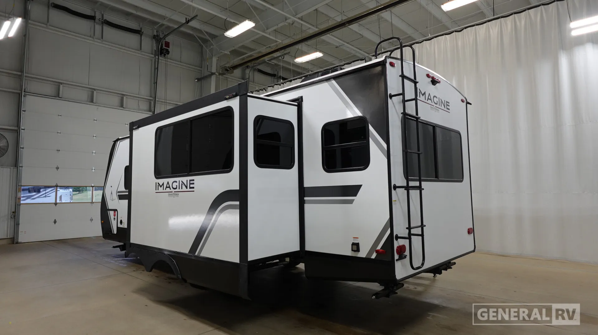 2026 Grand Design Imagine 2500RL - Photo 4