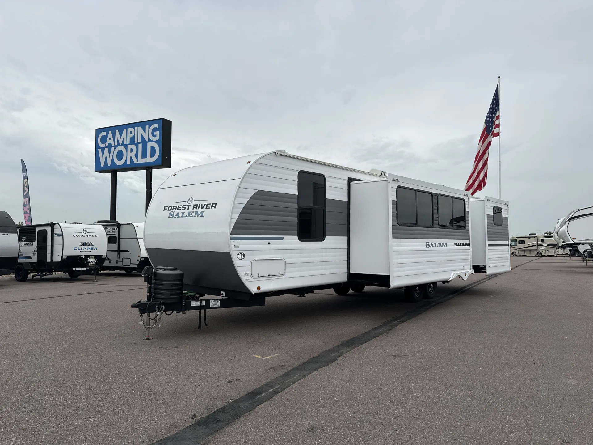 2025 Forest River Salem 32BHDS dealer photo 1 from Camping World