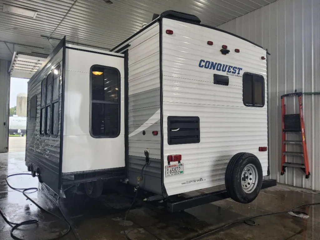 2018 Gulf Stream Conquest 295SBW, Photos photo 5