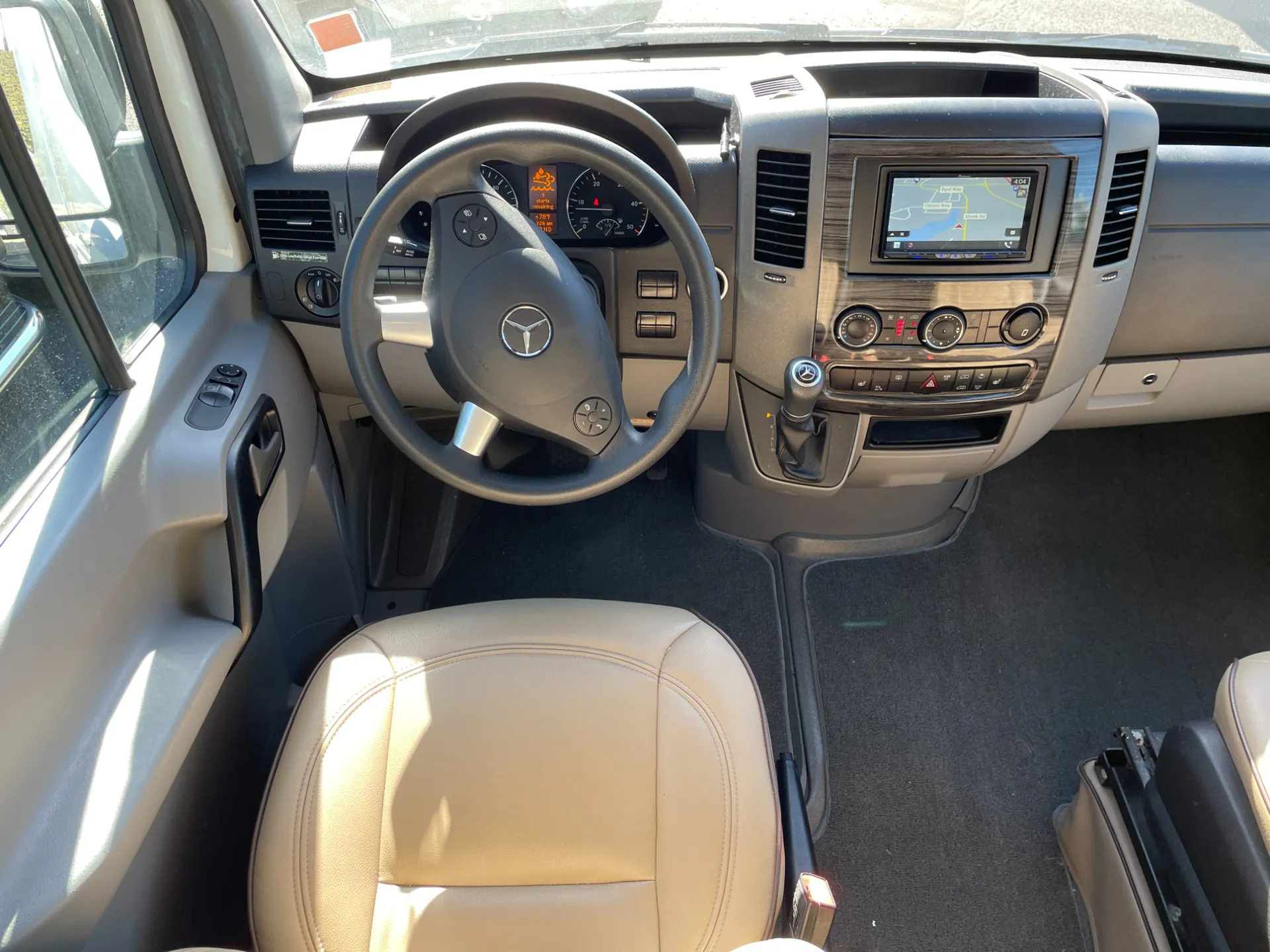2018 Coachmen Galleria 24Q - Photo 4