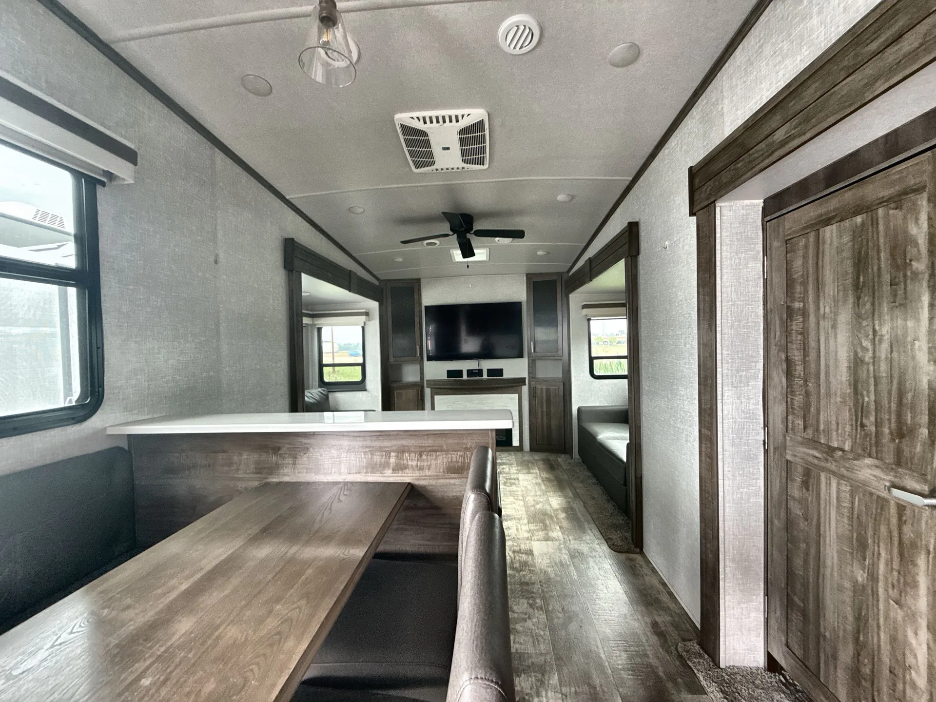 2022 Forest River Rockwood Ultra Lite 2898KS - Photo 3
