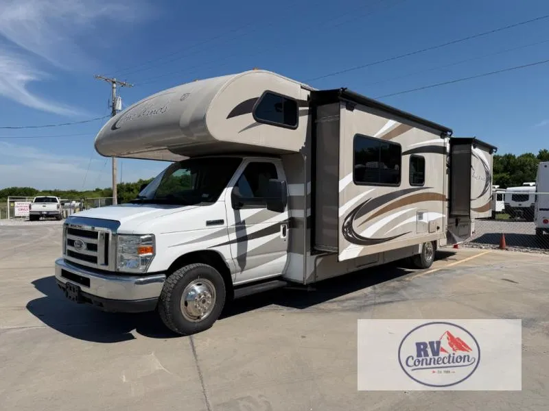 2013 Thor Motor Coach Four Winds 31F - Photo 4