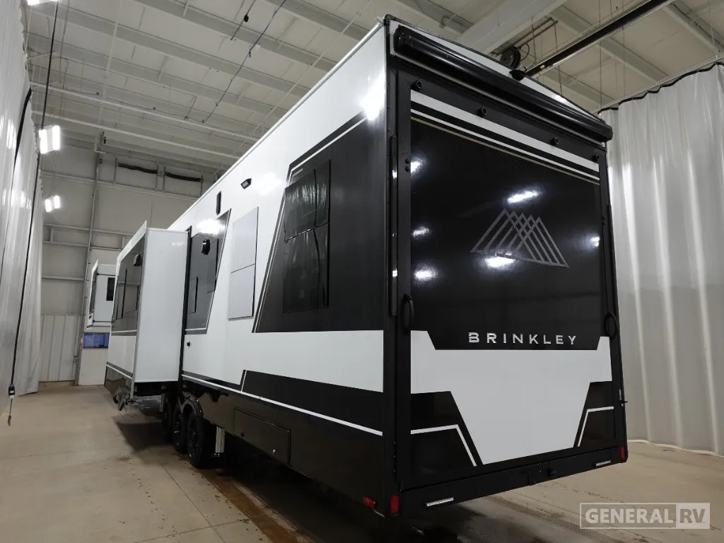 2026 Brinkley Model G 3950 - Photo 4