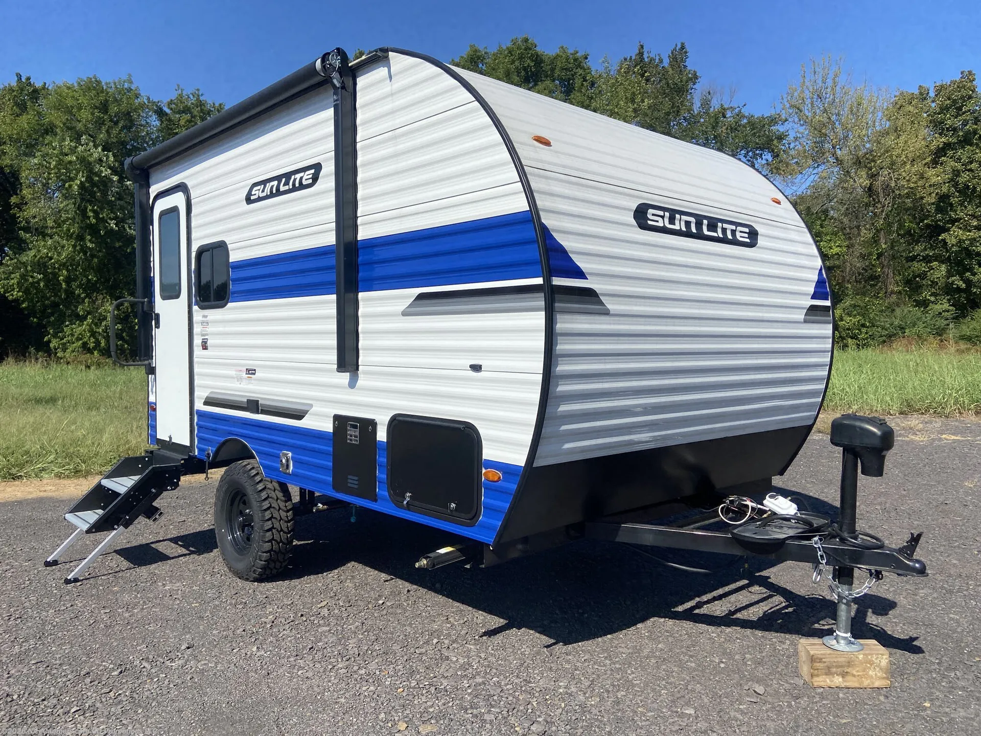 2026 Sunset Park RV Sun Lite 15MBX - Photo 2