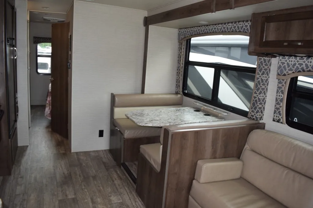 2018 Jayco Alante 31V, Photos photo 8