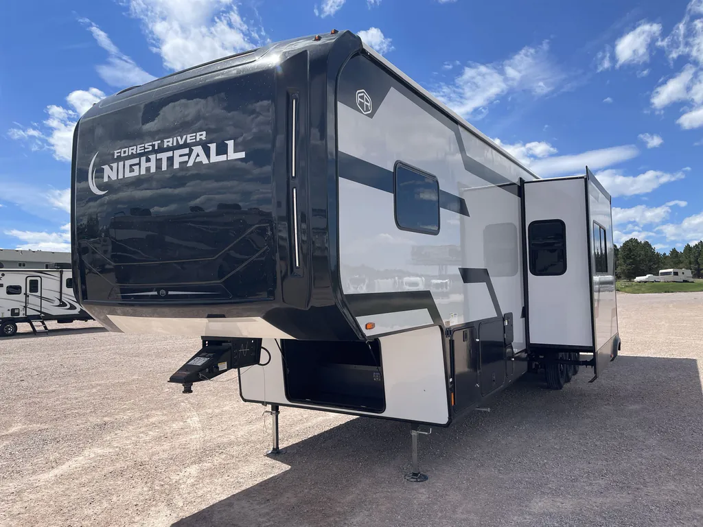 2027 Forest River Nightfall 380N, Photos photo 5