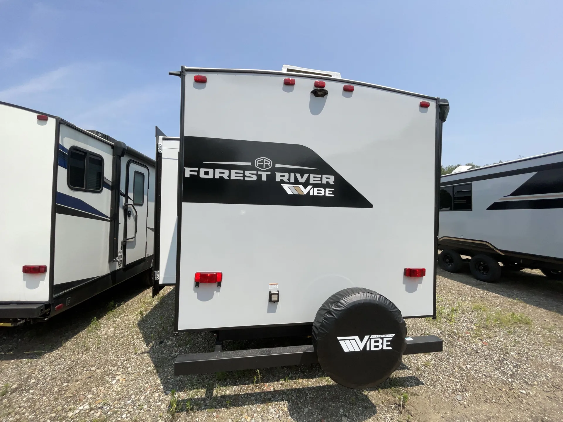 2027 Forest River Vibe 2600RK — backside