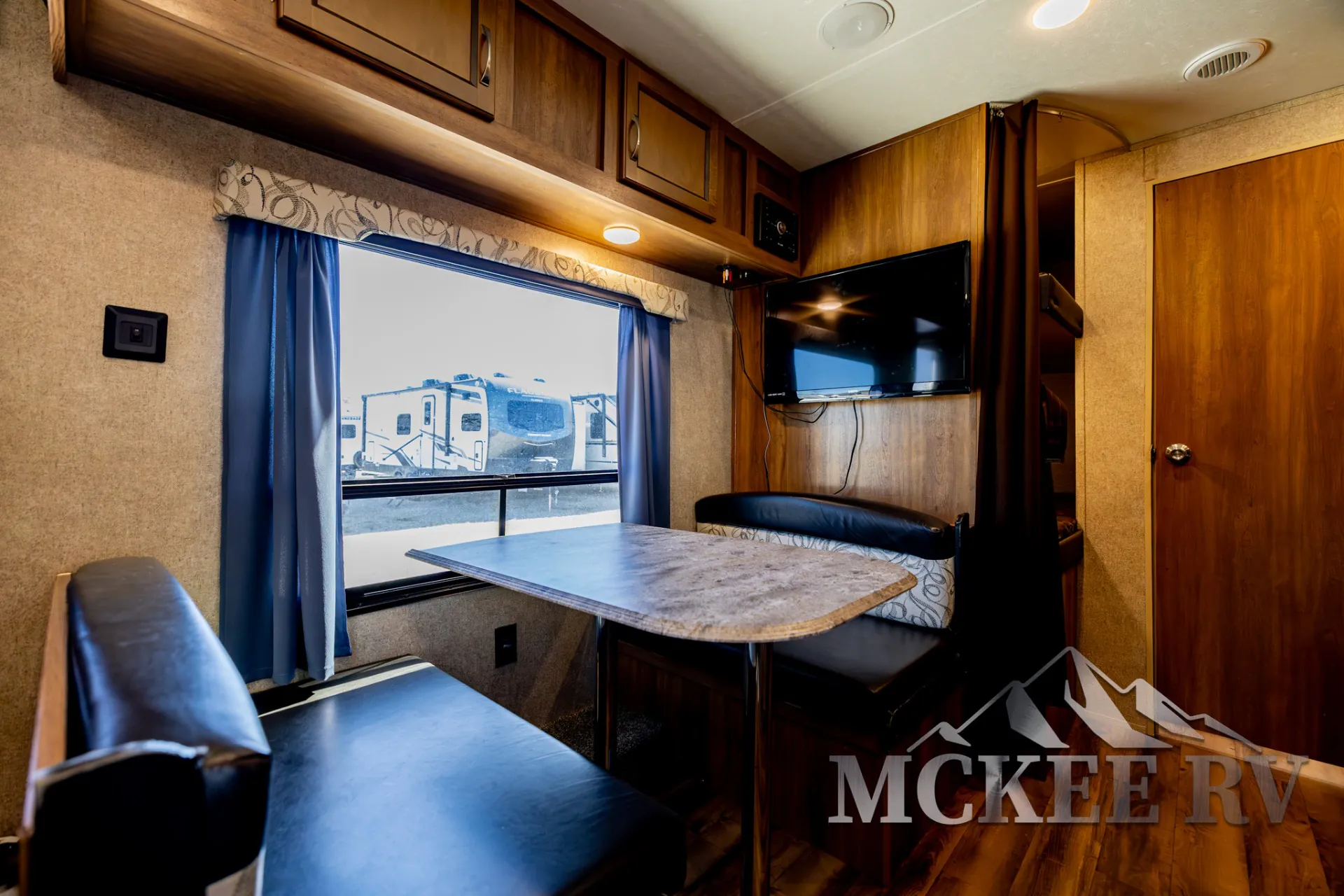 2018 Coachmen Catalina SBX 261BHS - Photo 4