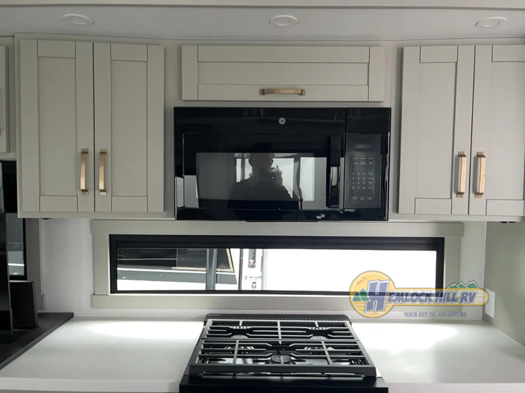 2026 Brinkley Model Z 3600, Photos photo 22