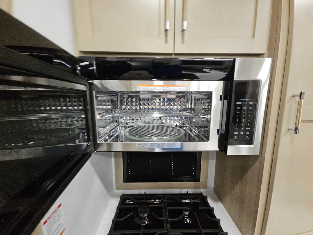 2026 Keystone Raptor 433, Photos photo 19