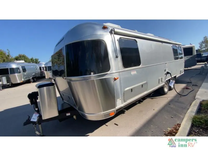 2026 Airstream International 27FB - Photo 3