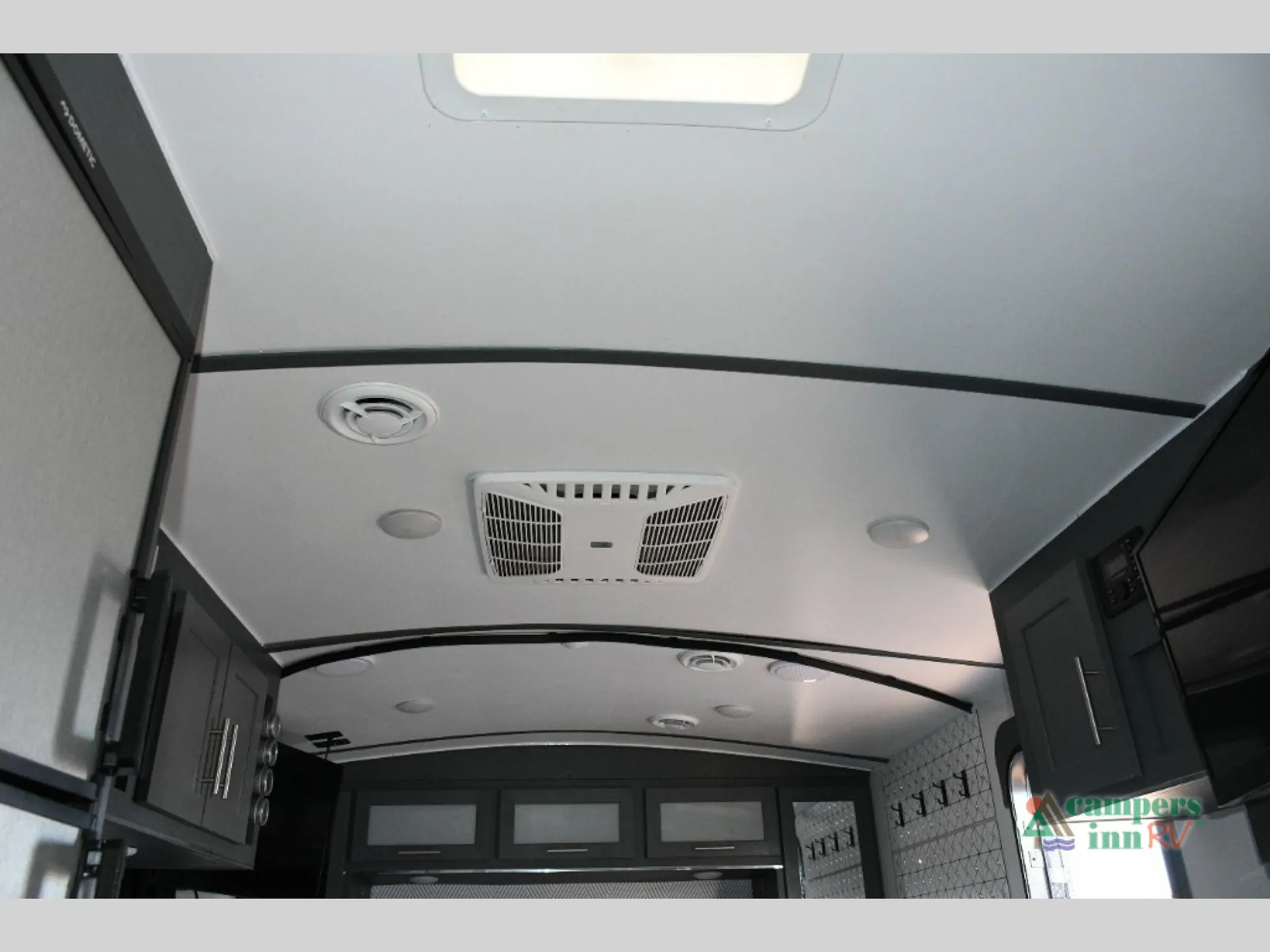 2022 Keystone Bullet 211BHSWE - Photo 3