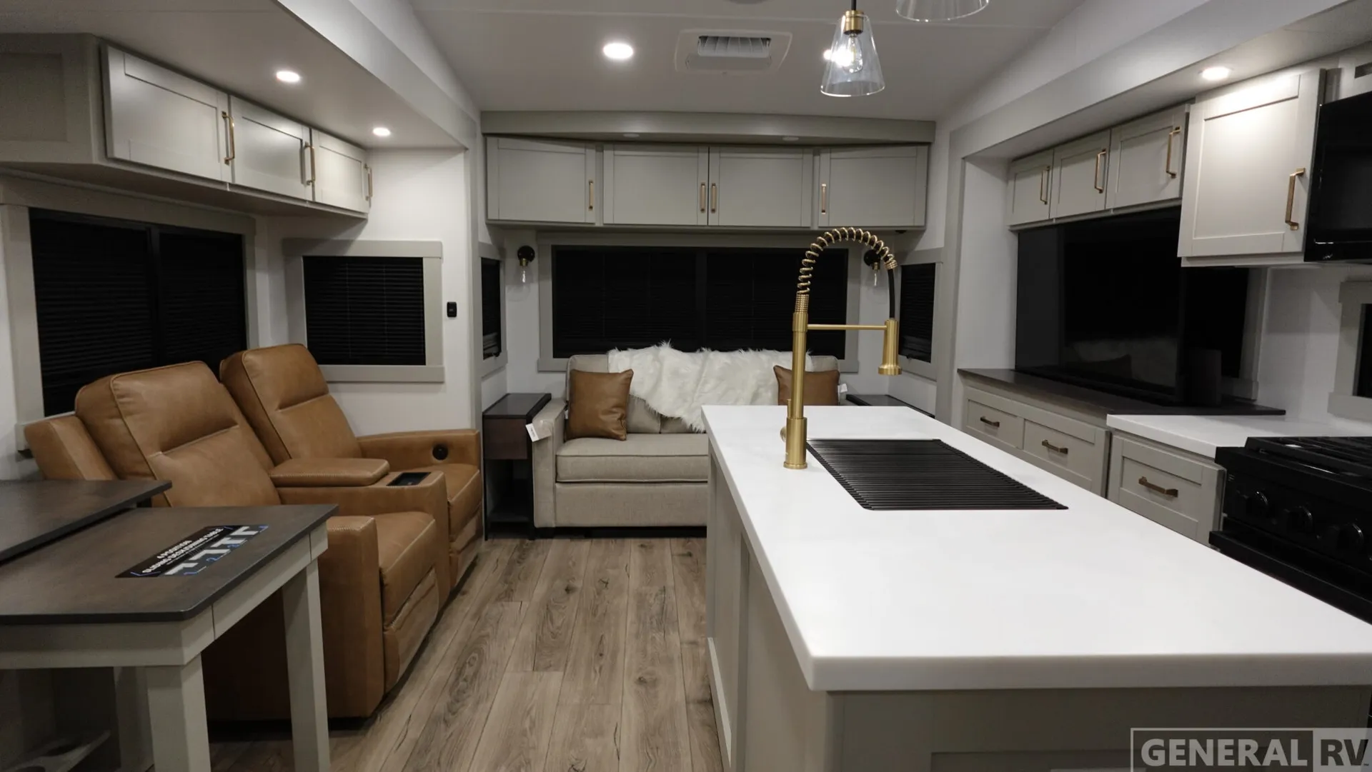 2026 Brinkley Model Z 2900 - Photo 3