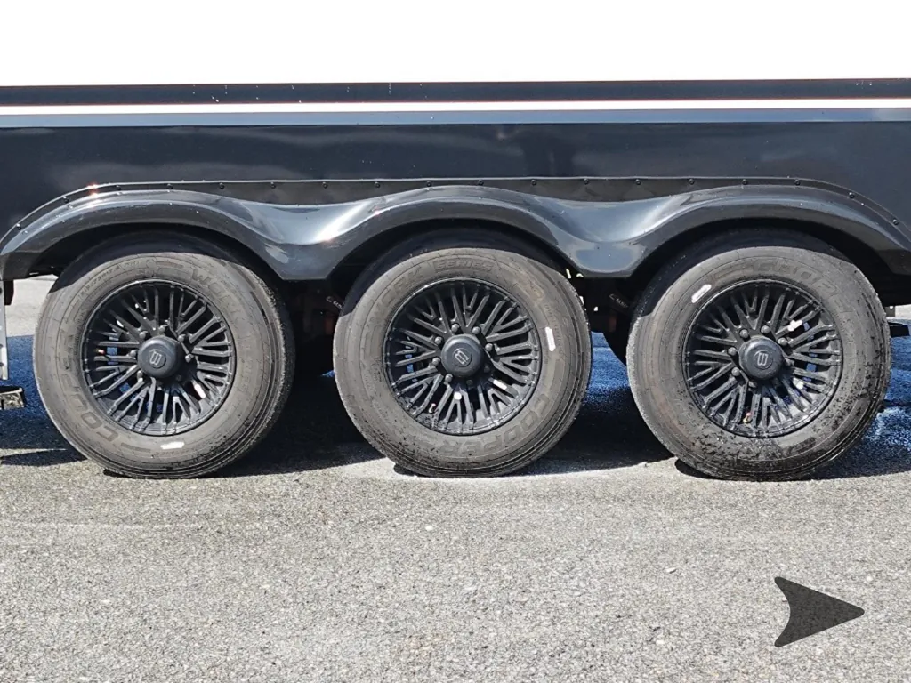 2025 Brinkley Model G 3250, Photos photo 18