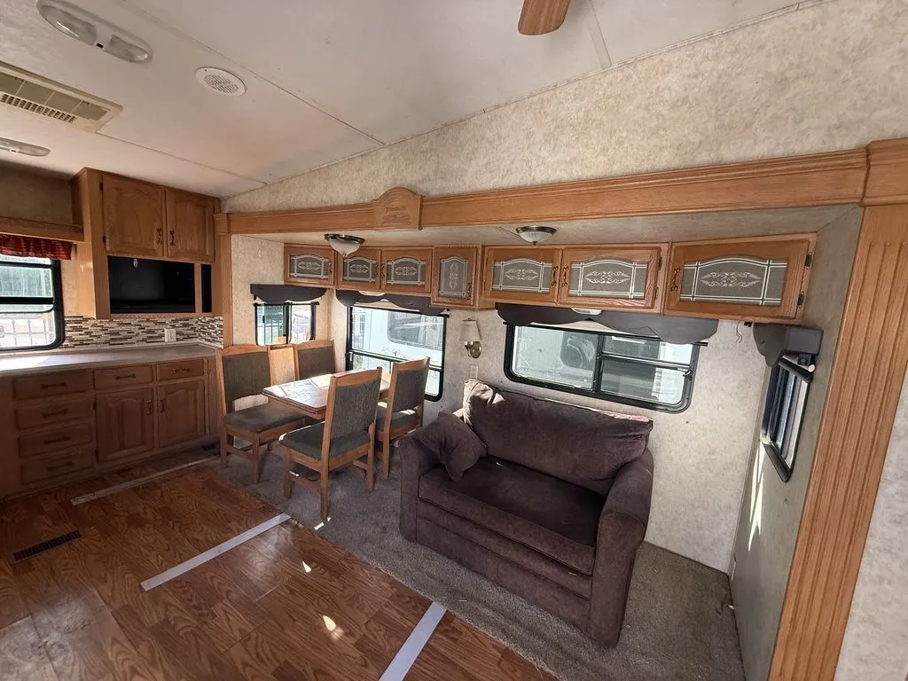 2005 KEYSTONE MONTANA 2950RK - Photo 4