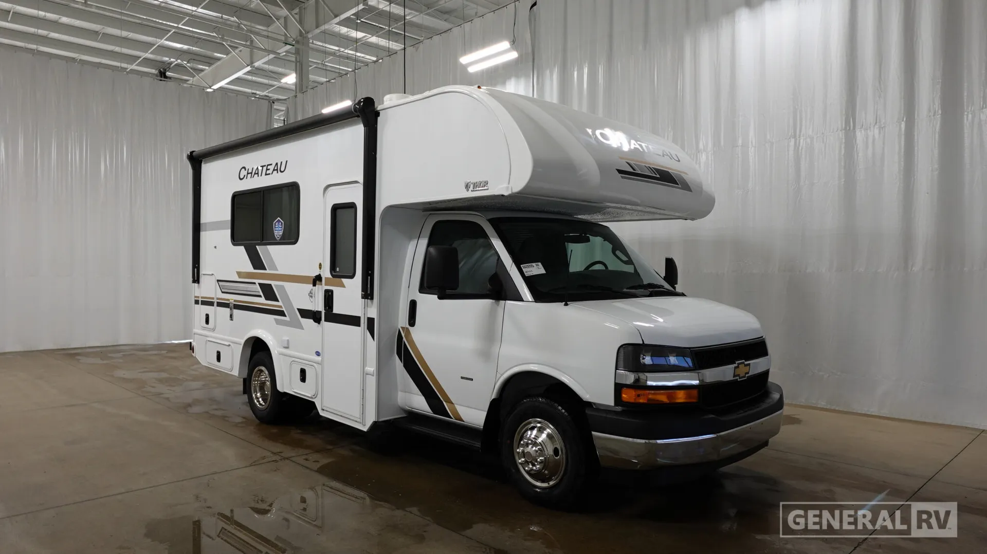 2027 Thor Motor Coach Chateau 19X - Photo 2