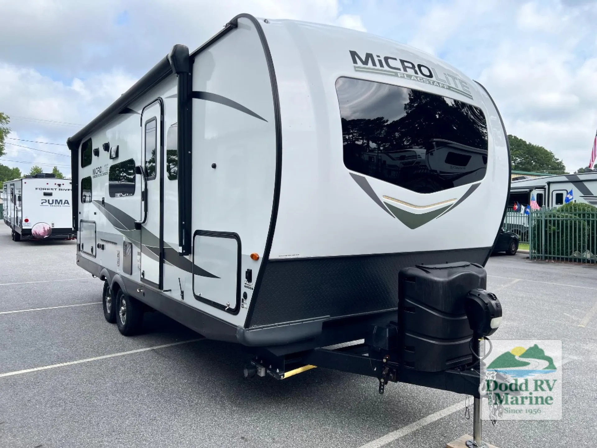 2023 Forest River Flagstaff Micro Lite 25BRDS dealer photo 1 from Dodd RV