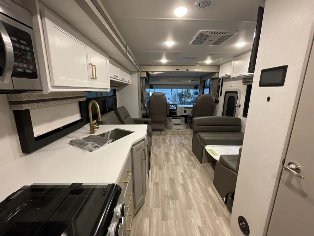 2026 Thor Motor Coach Windsport 29L, Photos photo 10