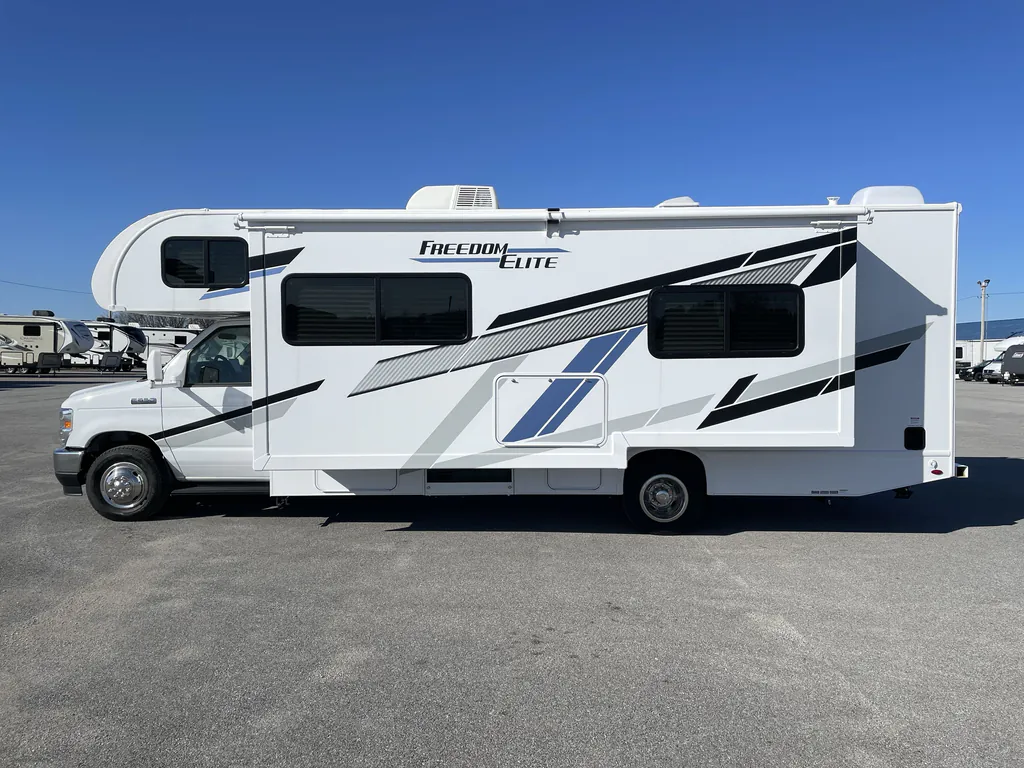 2025 Thor Motor Coach Freedom Elite 27HE, Photos photo 6