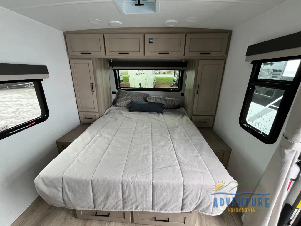 2026 Forest River Flagstaff Micro Lite 25FBT, Photos photo 7