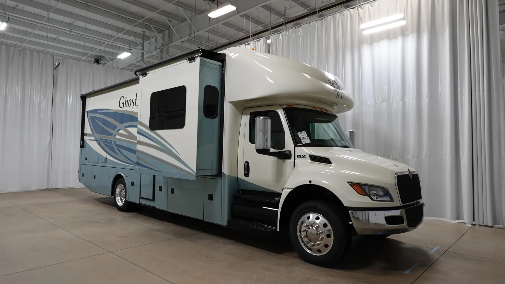 2026 NeXus RV Ghost 34DS - Photo 2