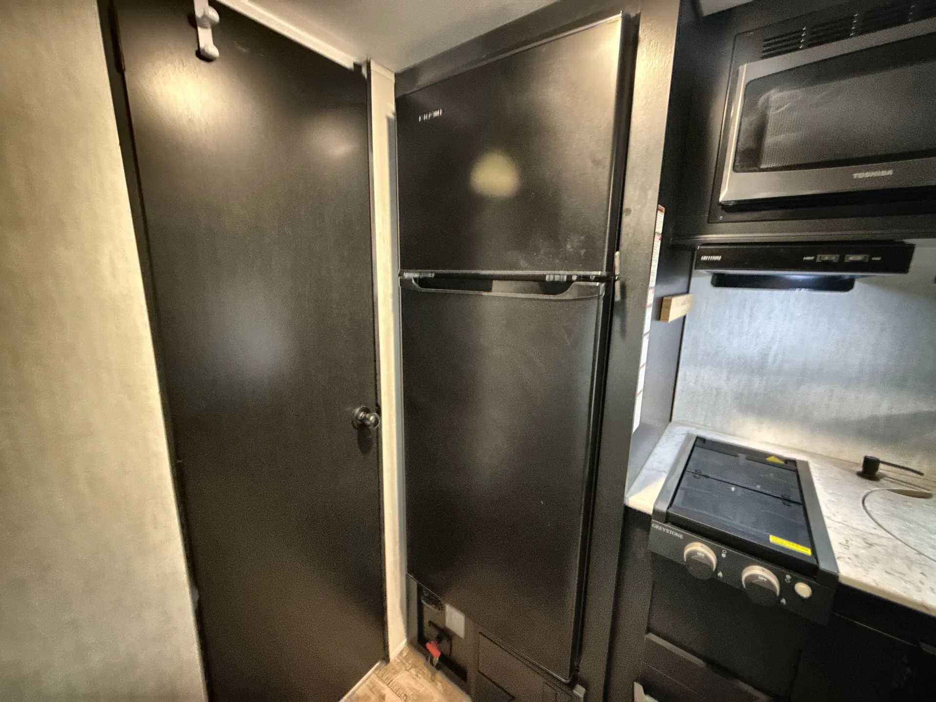 2022 Forest River Cherokee Wolf Pup 16FQ — fridge