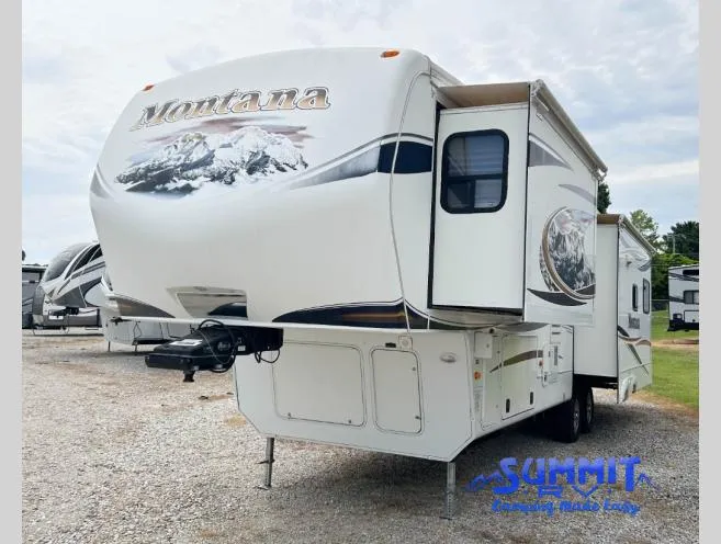 2011 Keystone RV Montana Used    3580 RL - Photo 3