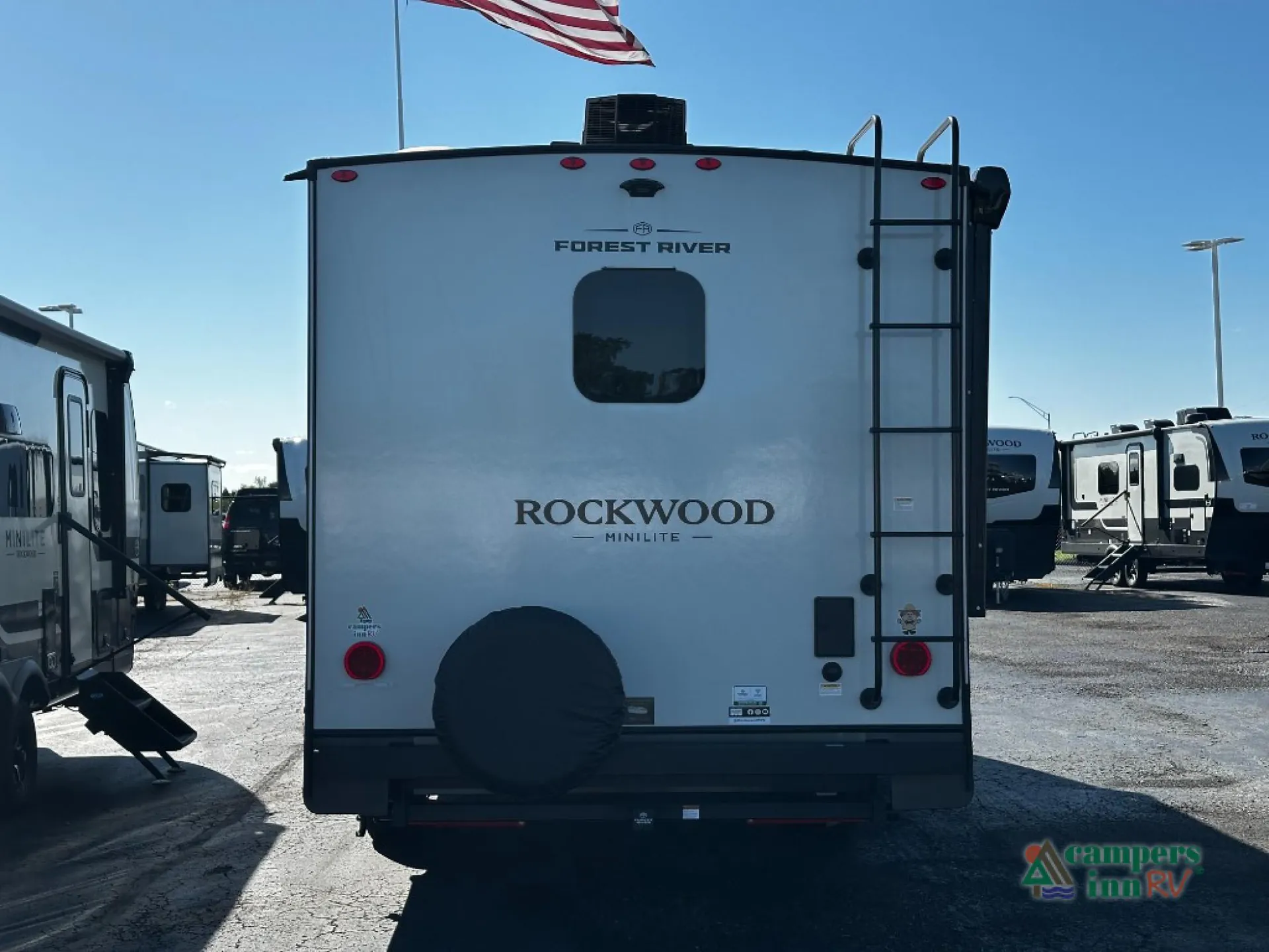2027 Forest River RV Rockwood Mini Lite 2524FBT - Photo 4