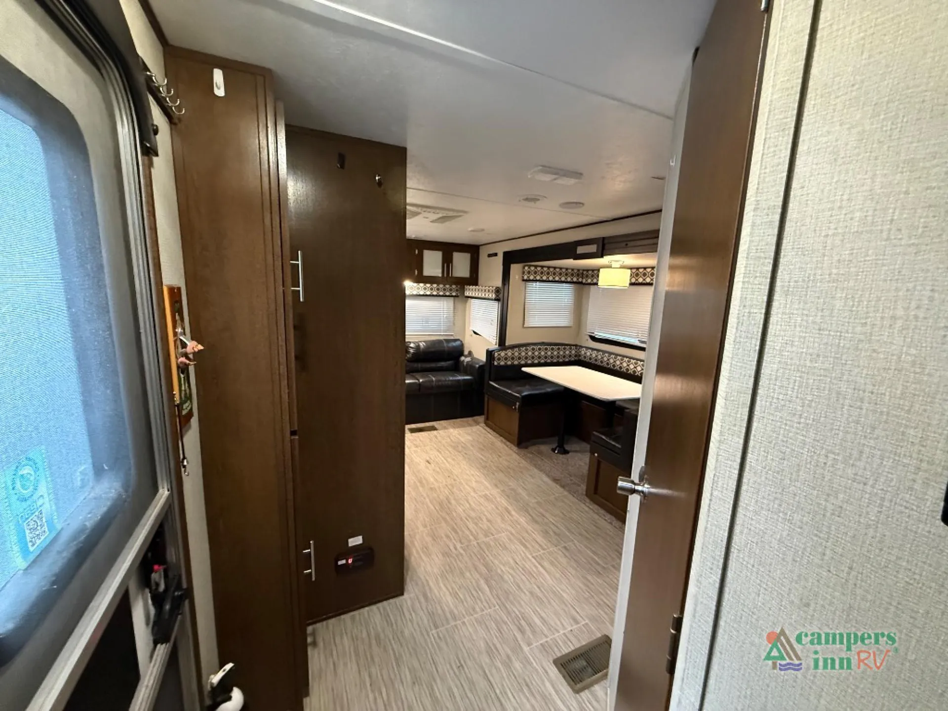 2019 Prime Time Avenger 24RLS - Photo 4