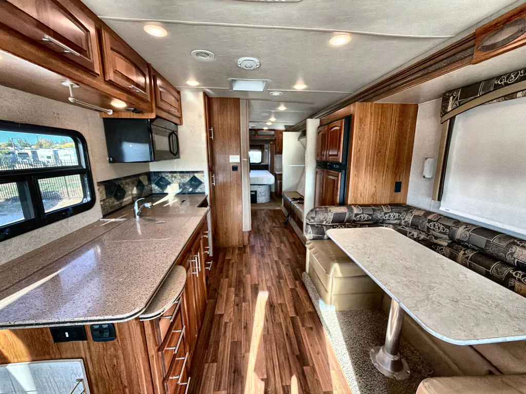 2016 Jayco Precept 29UR, Photos photo 3