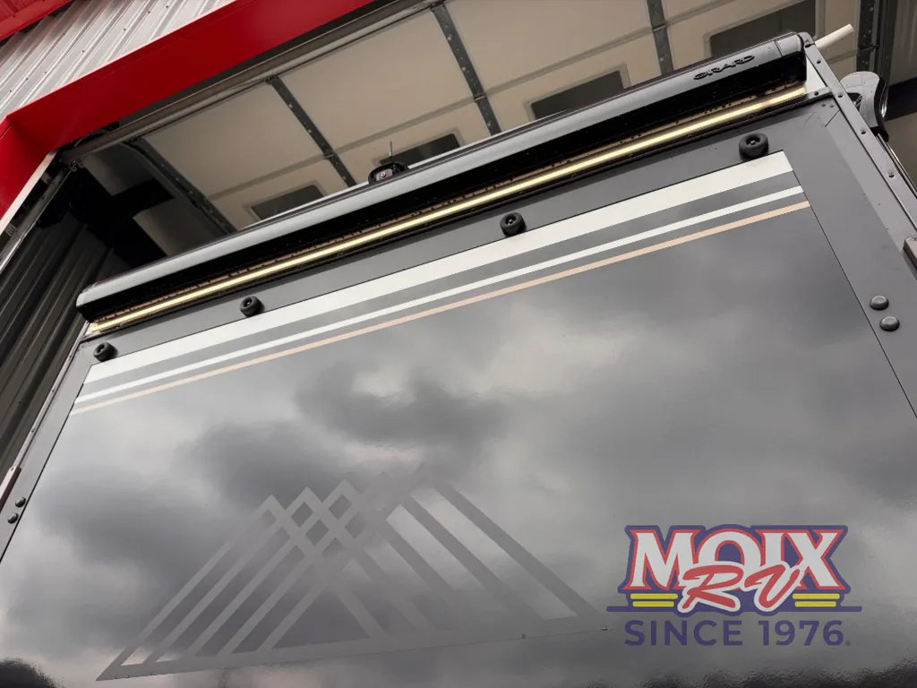 2026 Brinkley Model G 4100, Photos photo 29