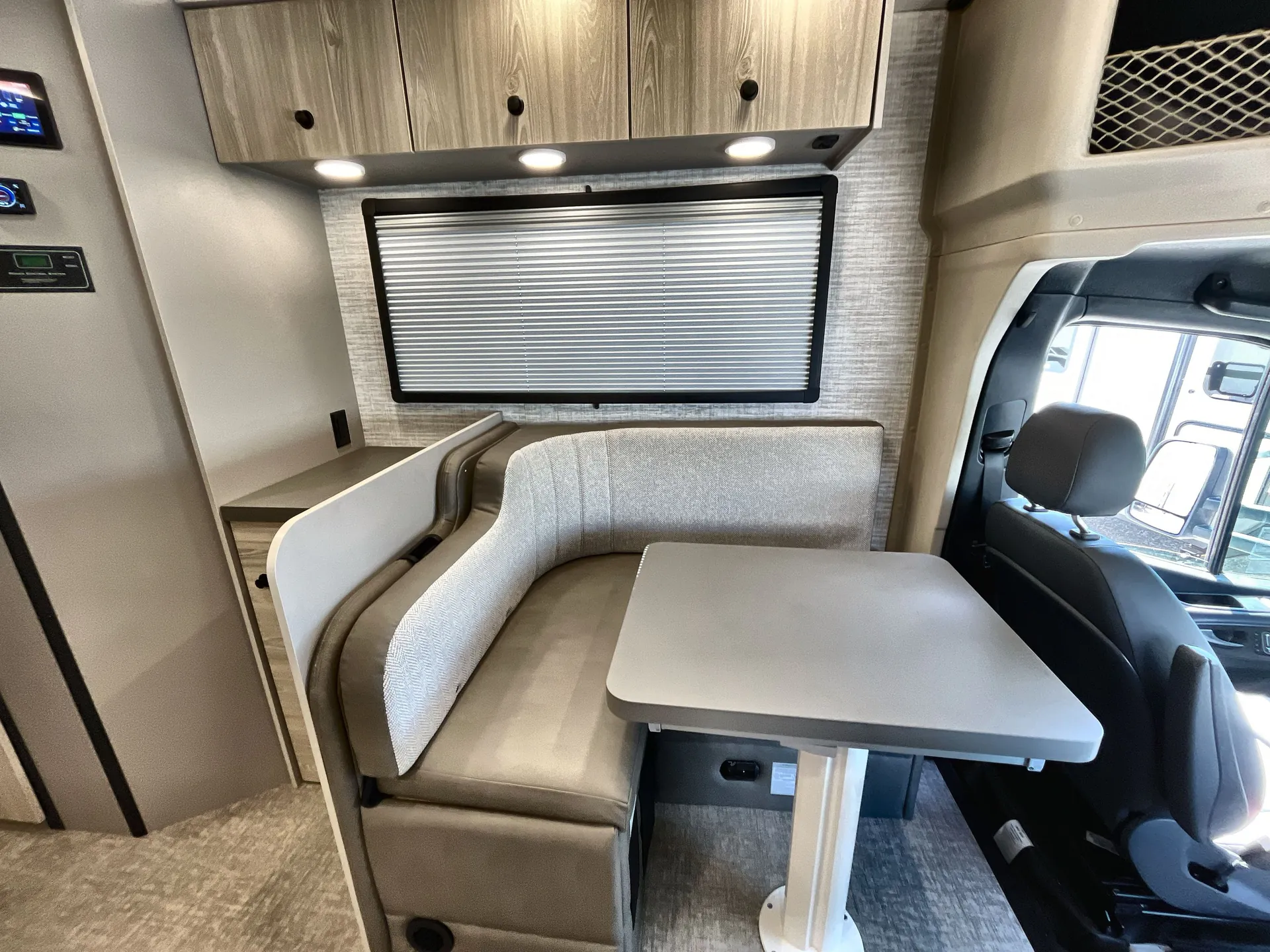 2025 Jayco Granite Ridge 23S — living area main