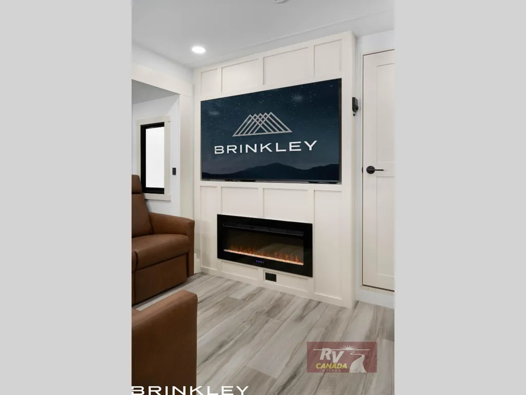 2027 Brinkley Model R 3710, Photos photo 28