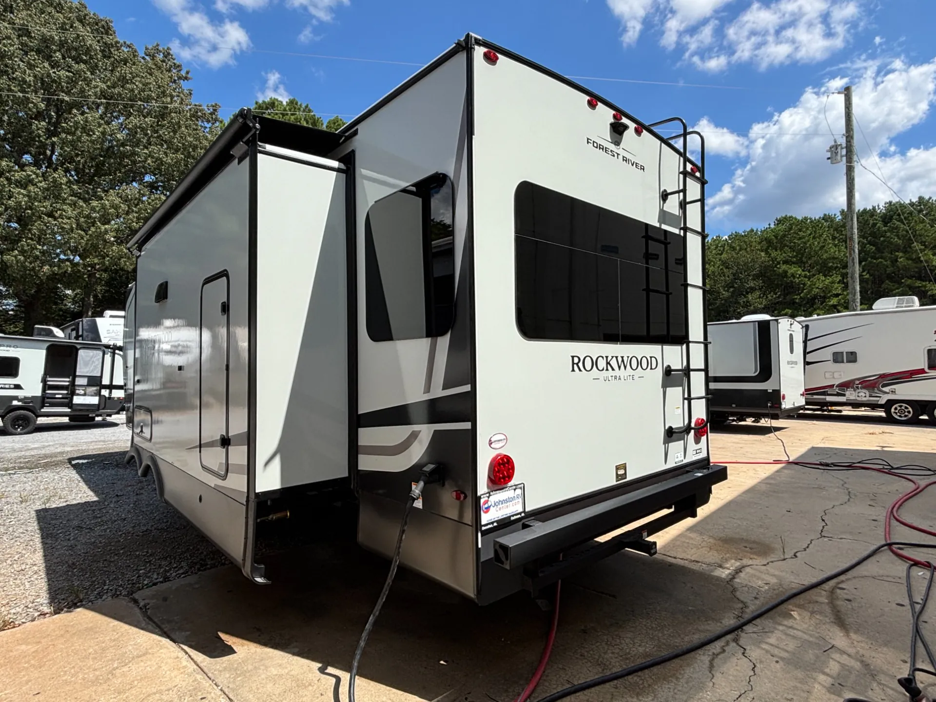 2027 Forest River Rockwood Ultra Lite 2916RL — Photo 7