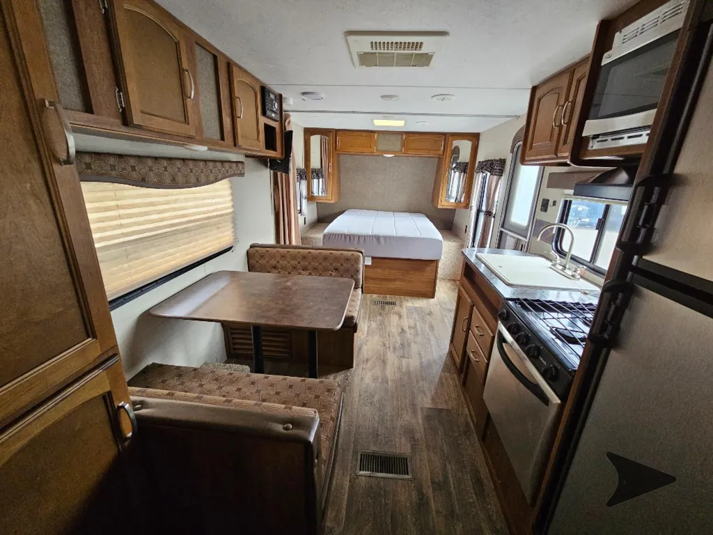 2017 Keystone Springdale 220BHWE, Photos photo 18