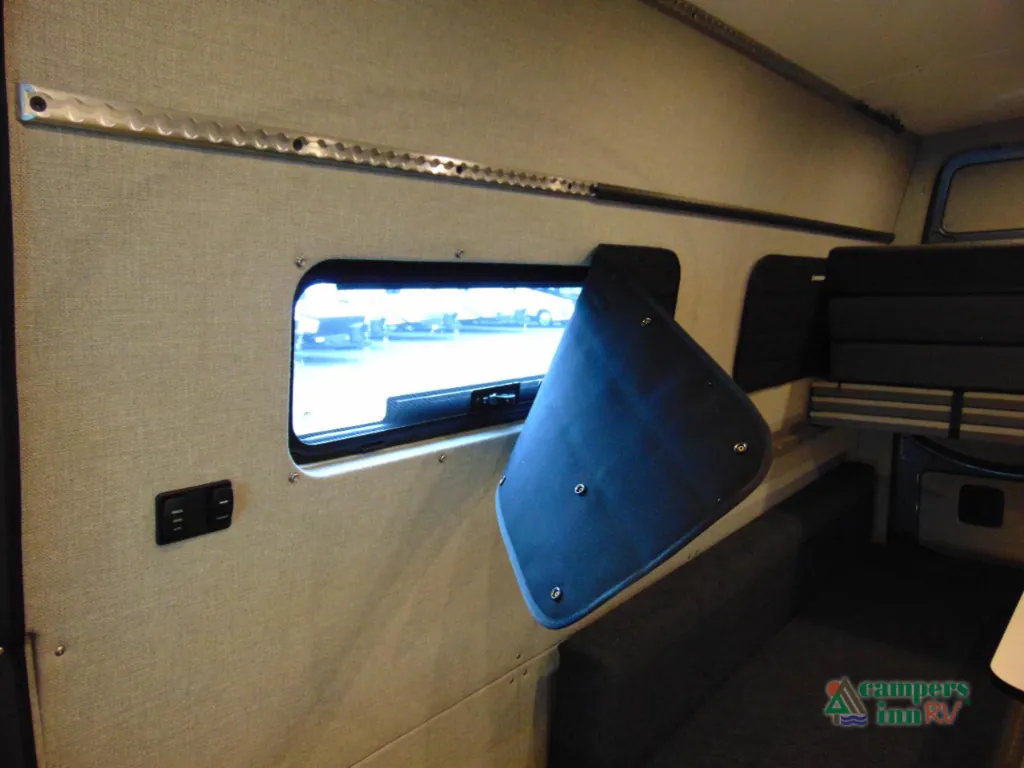 2024 Outside Van Approach 170, Photos photo 43