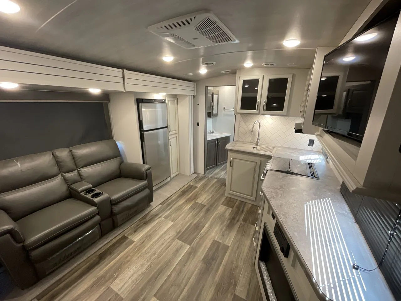 2021 Keystone Cougar Half-Ton 25RDS - Photo 3