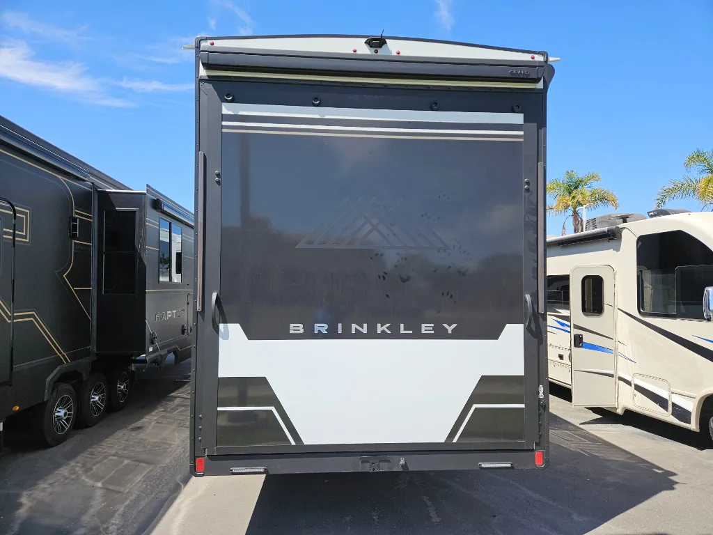 2026 Brinkley Model G 3950, Exterior photo 8
