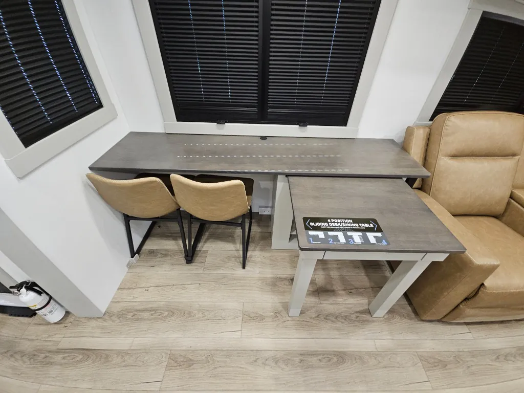 2026 Brinkley Model Z 3515, Dining area photo 6