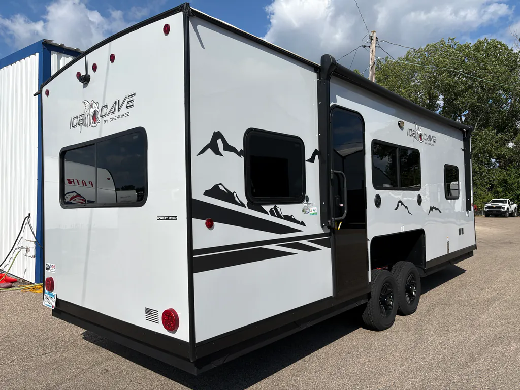 2024 Forest River Cherokee Grey Wolf 21GP, Photos photo 2